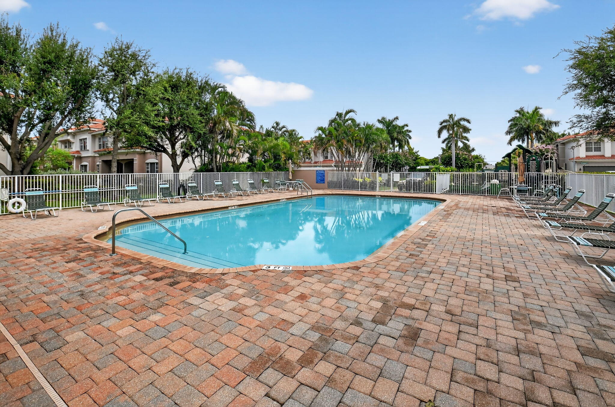 125 Lancaster Road Boynton Beach, FL 33426 - Photo 38 of 46 Community Pool