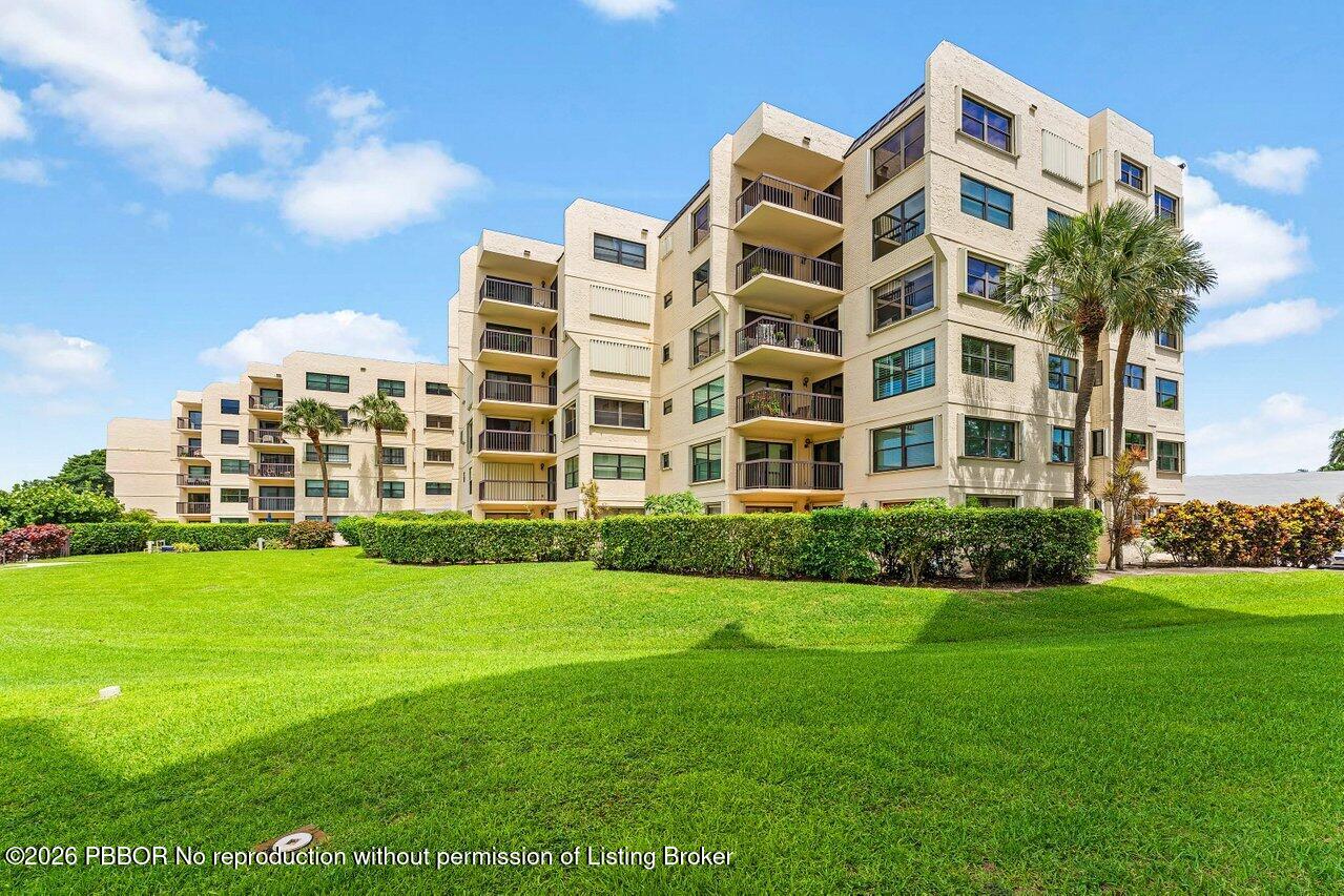 372 Golfview Road, Unit 101 North Palm Beach, FL 33408 - Photo 27 of 31 372 Golfview Road