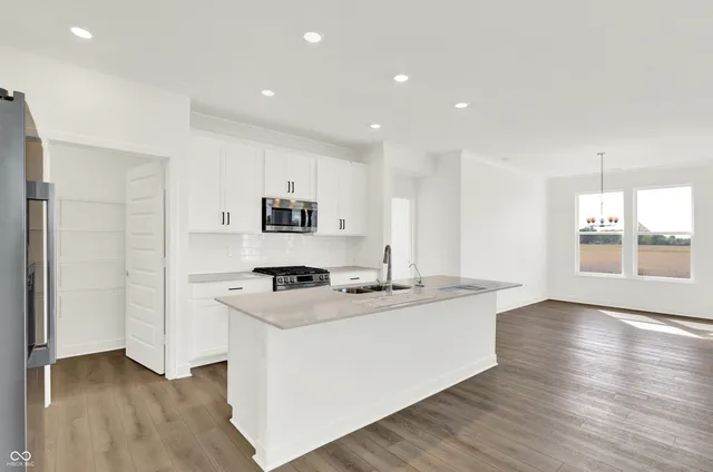 $349,995 | 5187 Nettleton Way, Avon, IN 46123