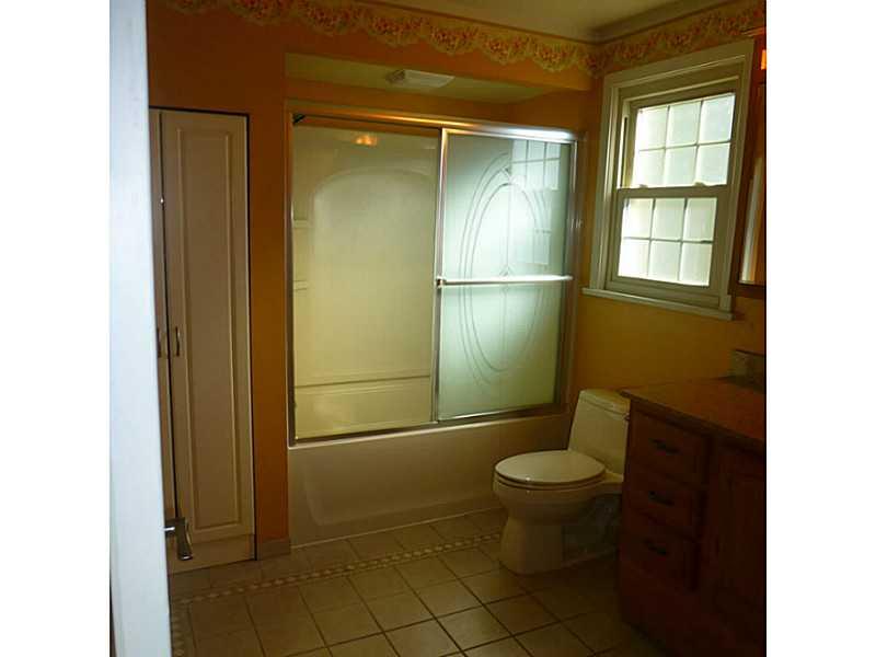 216 Tech Road Thornburg, PA 15205 - Photo 16 of 24 Full Bath. Full Bath on second floor with ceramic tile floor