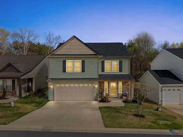 $274,999 | 401 Timberwood Drive, Woodruff, SC 29388