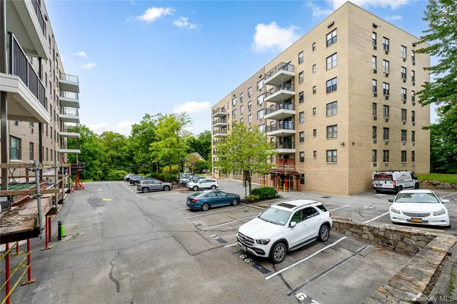 a car parked in front of a building