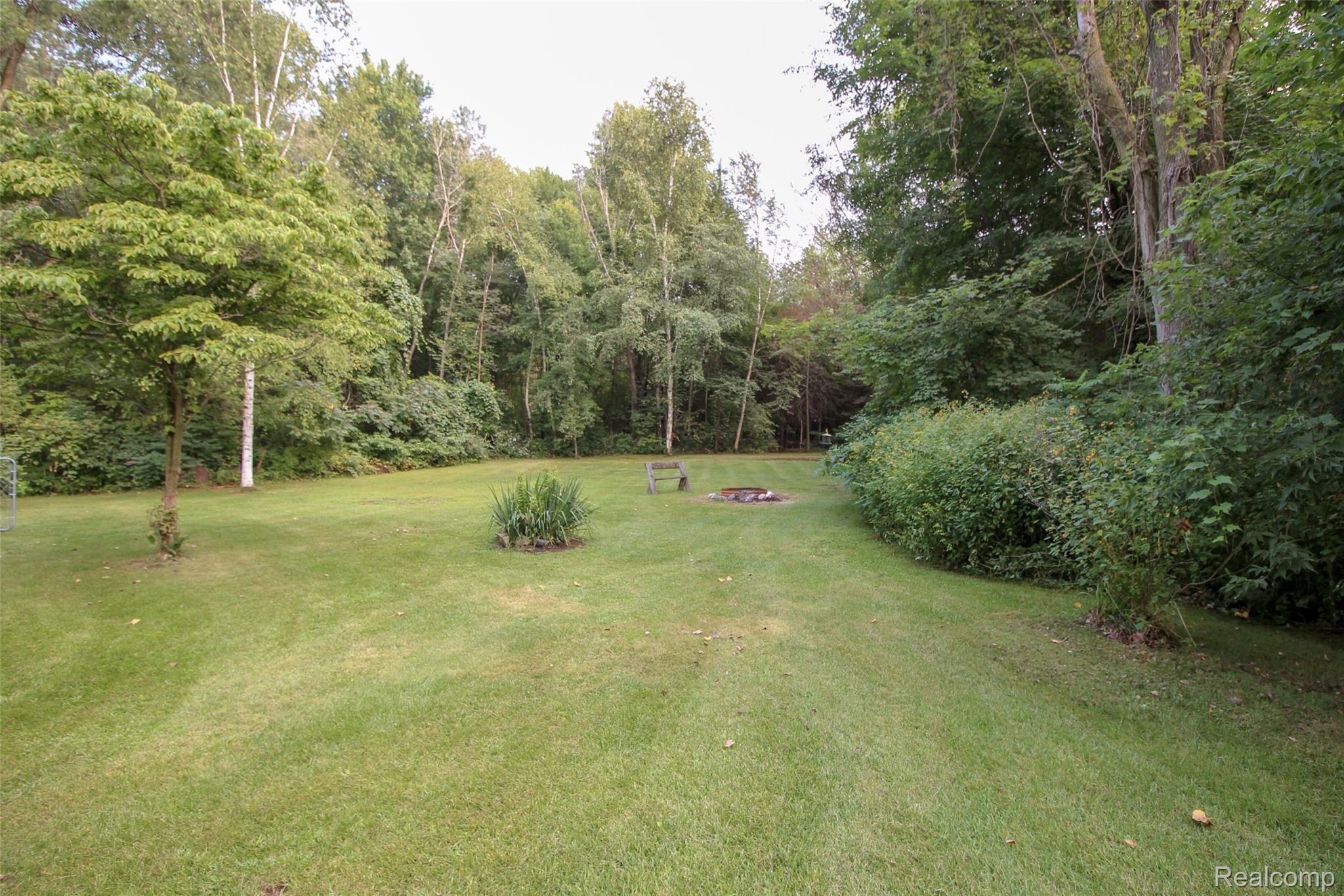 10295 Wilson Road Montrose, MI 48457 - Photo 27 of 32 27.JPG
