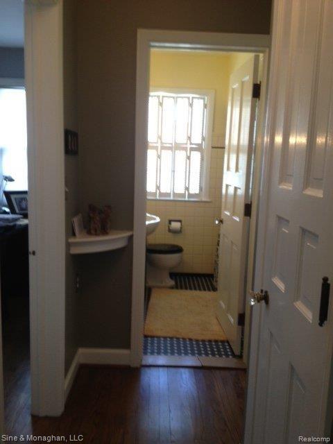 3620 Kenmore Road Berkley, MI 48072 - Photo 11 of 25 HALLWAY