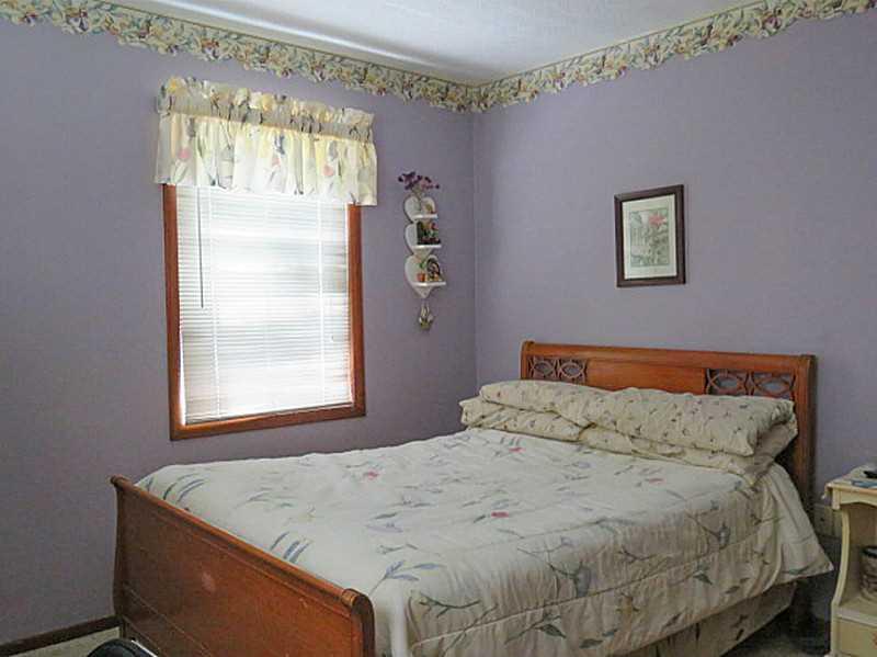 705 Nagle Road Erie, PA 16511 - Photo 10 of 16 Bedroom.