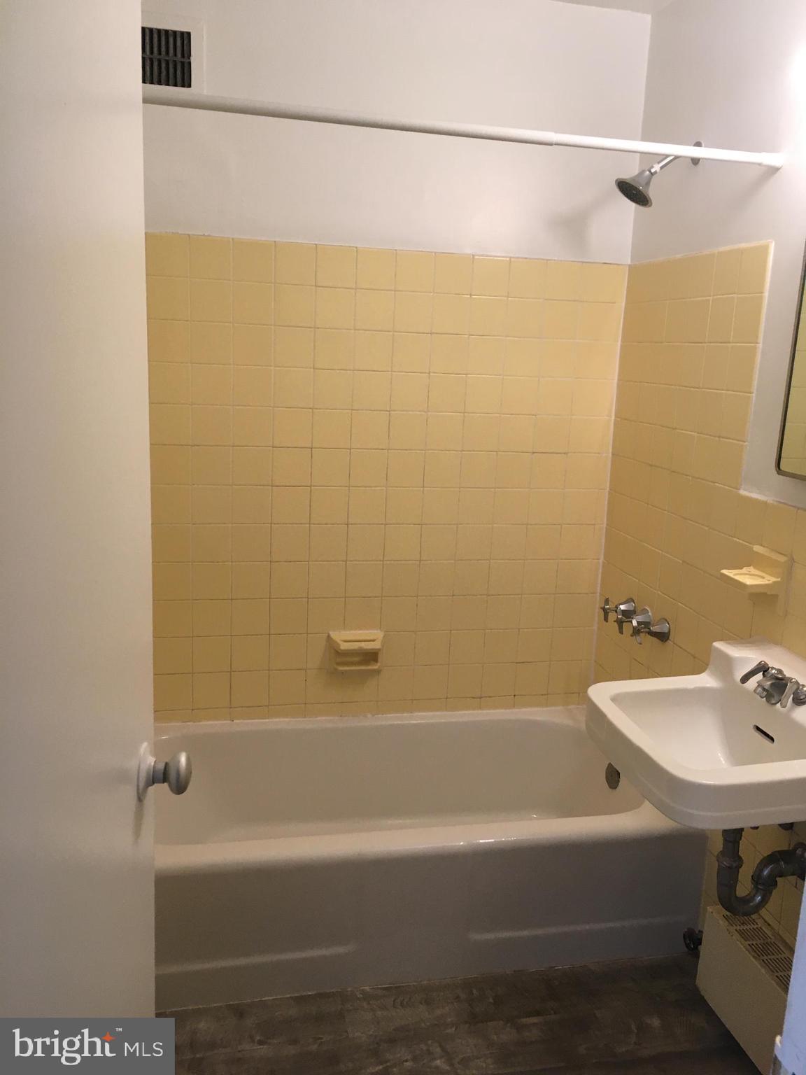 1121 Arlington Boulevard, Unit 827 Arlington, VA 22209 - Photo 12 of 19