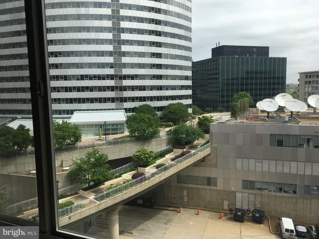 $133,000 | 1121 Arlington Boulevard, Unit 827, Arlington, VA 22209