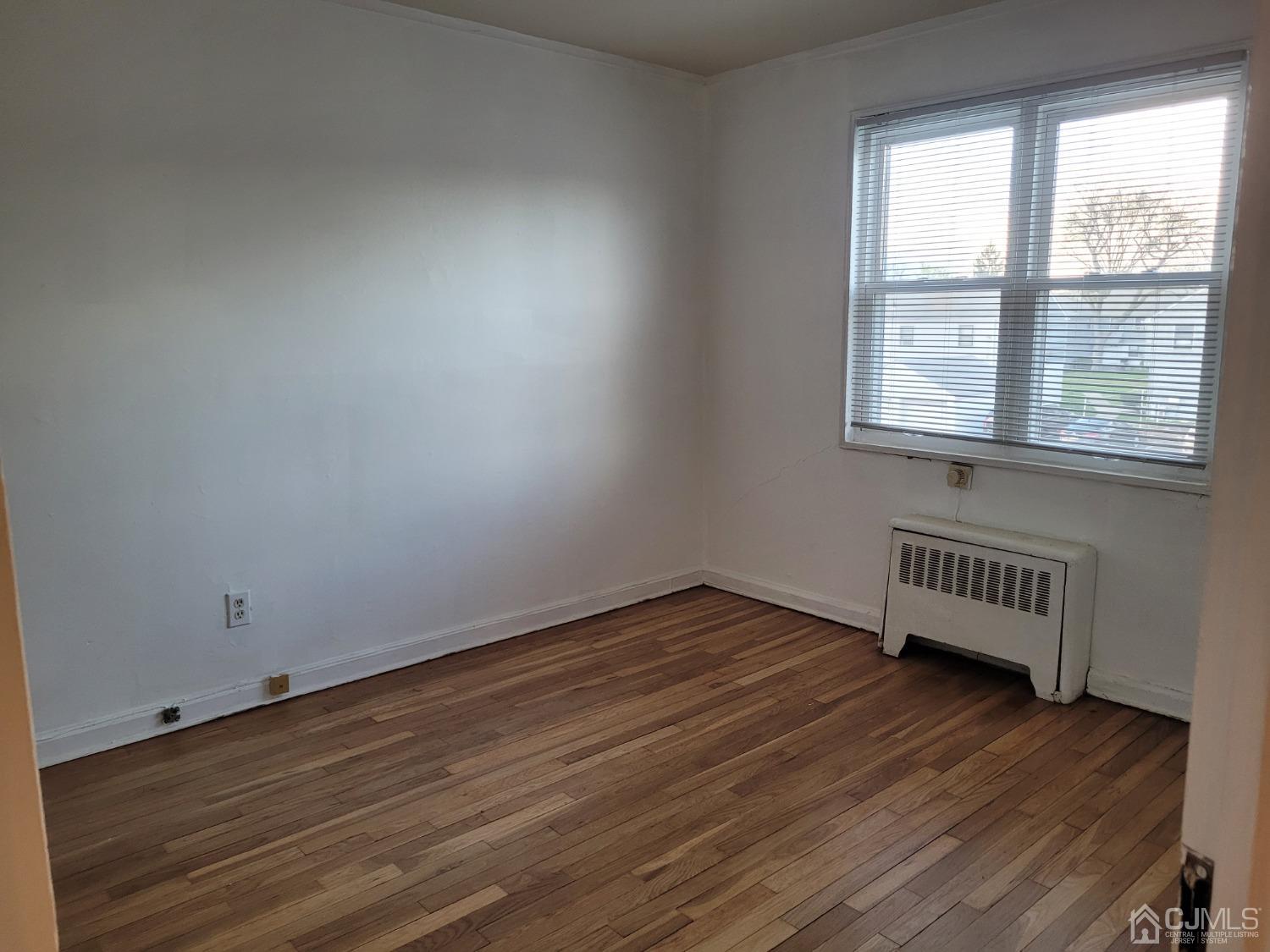 86 Hastings Avenue, Unit B Rutherford, NJ 07070 - Photo 8 of 13 Gallery Image 8