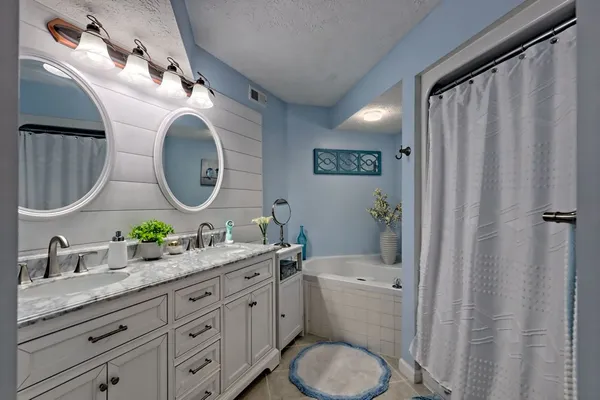 $299,000 | 300 Ginger Creek Lane, Clayton, GA 30525