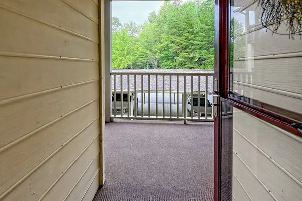 $299,000 | 300 Ginger Creek Lane, Clayton, GA 30525