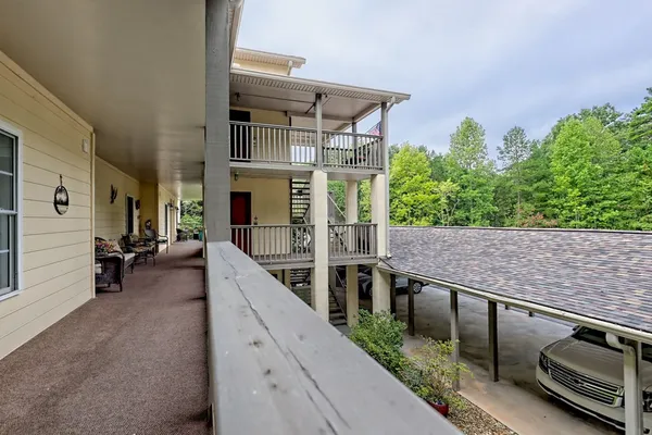 $299,000 | 300 Ginger Creek Lane, Clayton, GA 30525