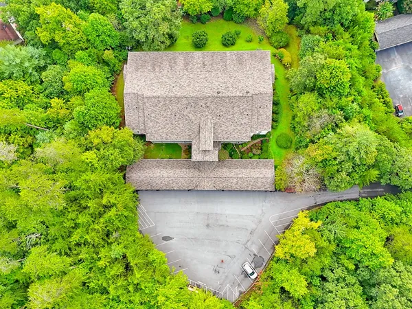 $299,000 | 300 Ginger Creek Lane, Clayton, GA 30525