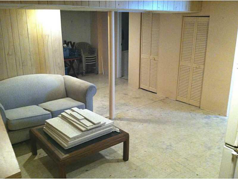 244 Orchard Spring Road Pittsburgh, PA 15220 - Photo 8 of 10 Basement/Game Room.