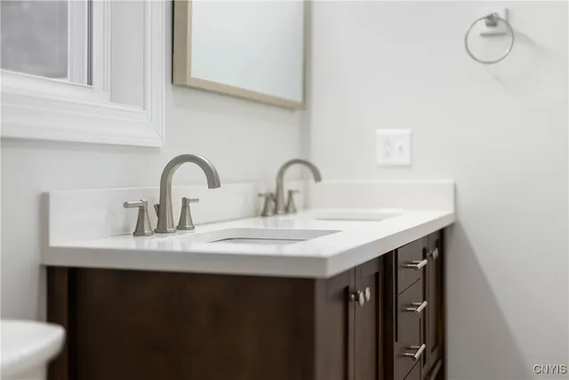 $2,950 | 115 Tarlton Road, Deerfield, NY 13502