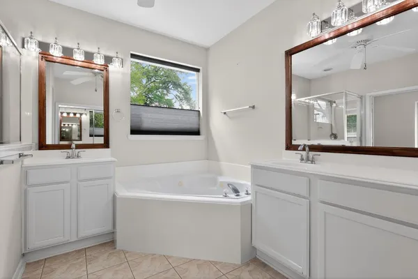 $649,999 | 4323 Young Street, Pasadena, TX 77504