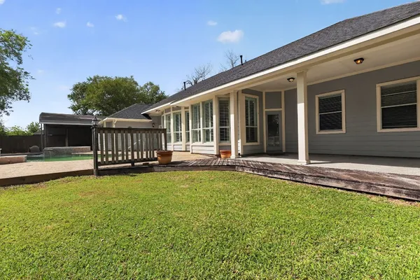 $649,999 | 4323 Young Street, Pasadena, TX 77504