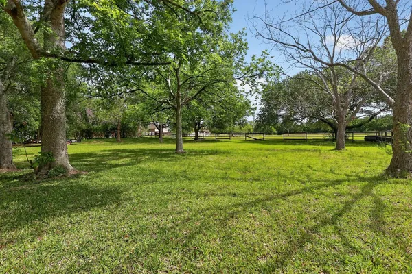 $649,999 | 4323 Young Street, Pasadena, TX 77504
