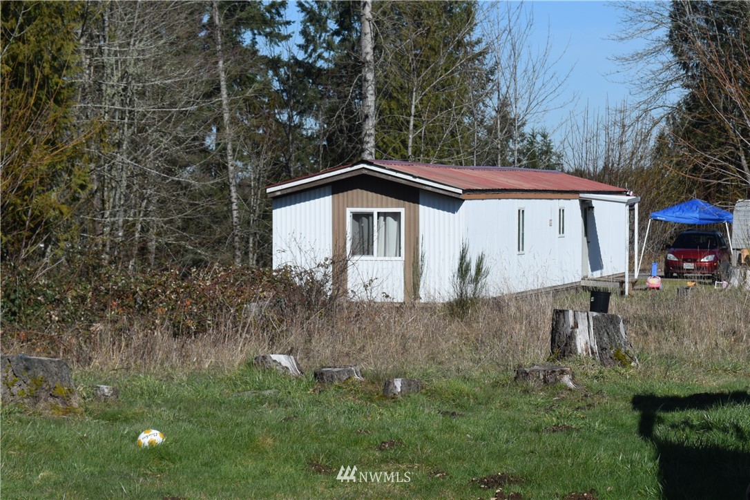 14504 Berry Valley Road Southeast Yelm, WA 98597 - Photo 14 of 17