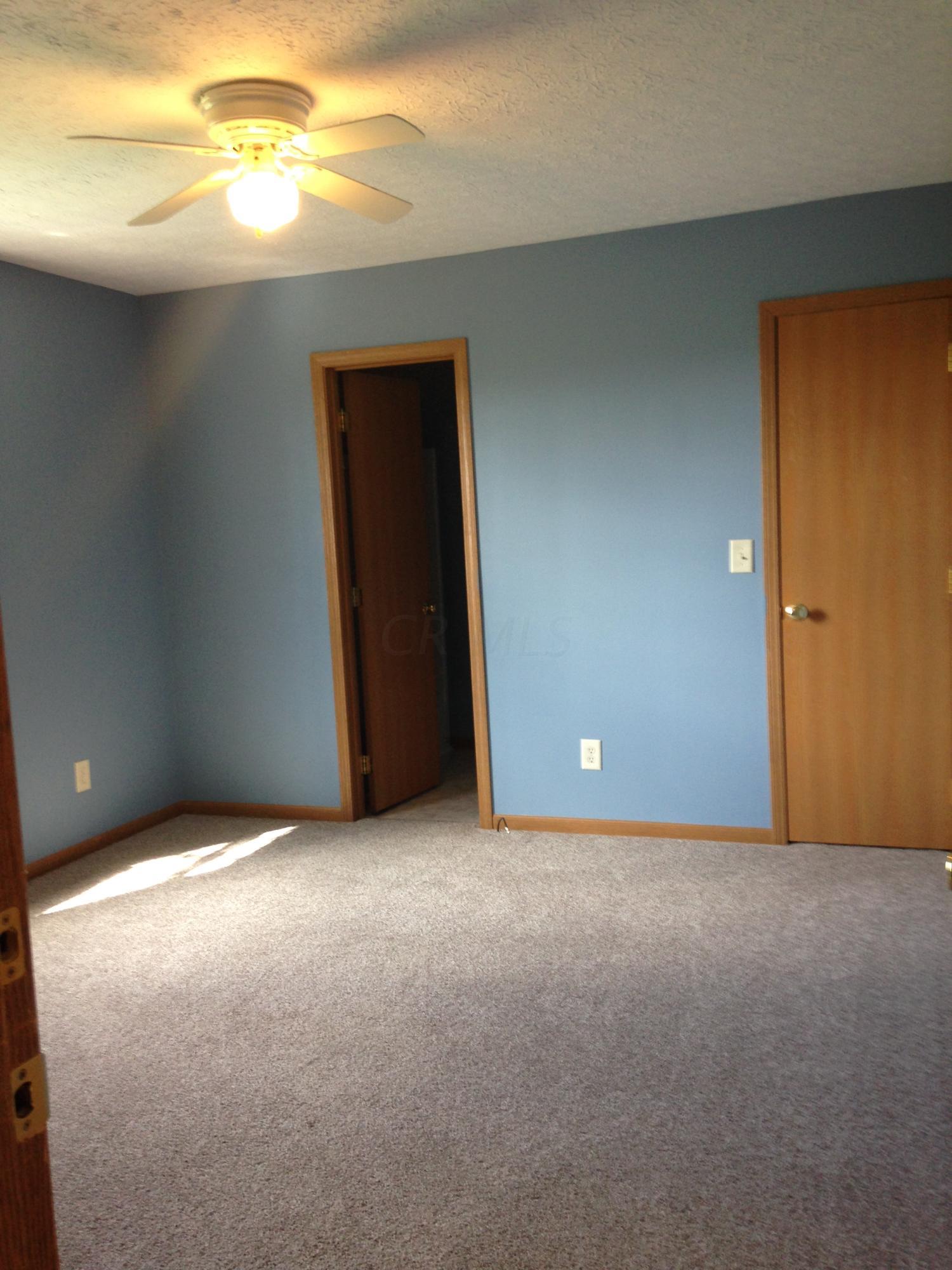 5012 Lee Road Ashville, OH 43103 - Photo 5 of 13