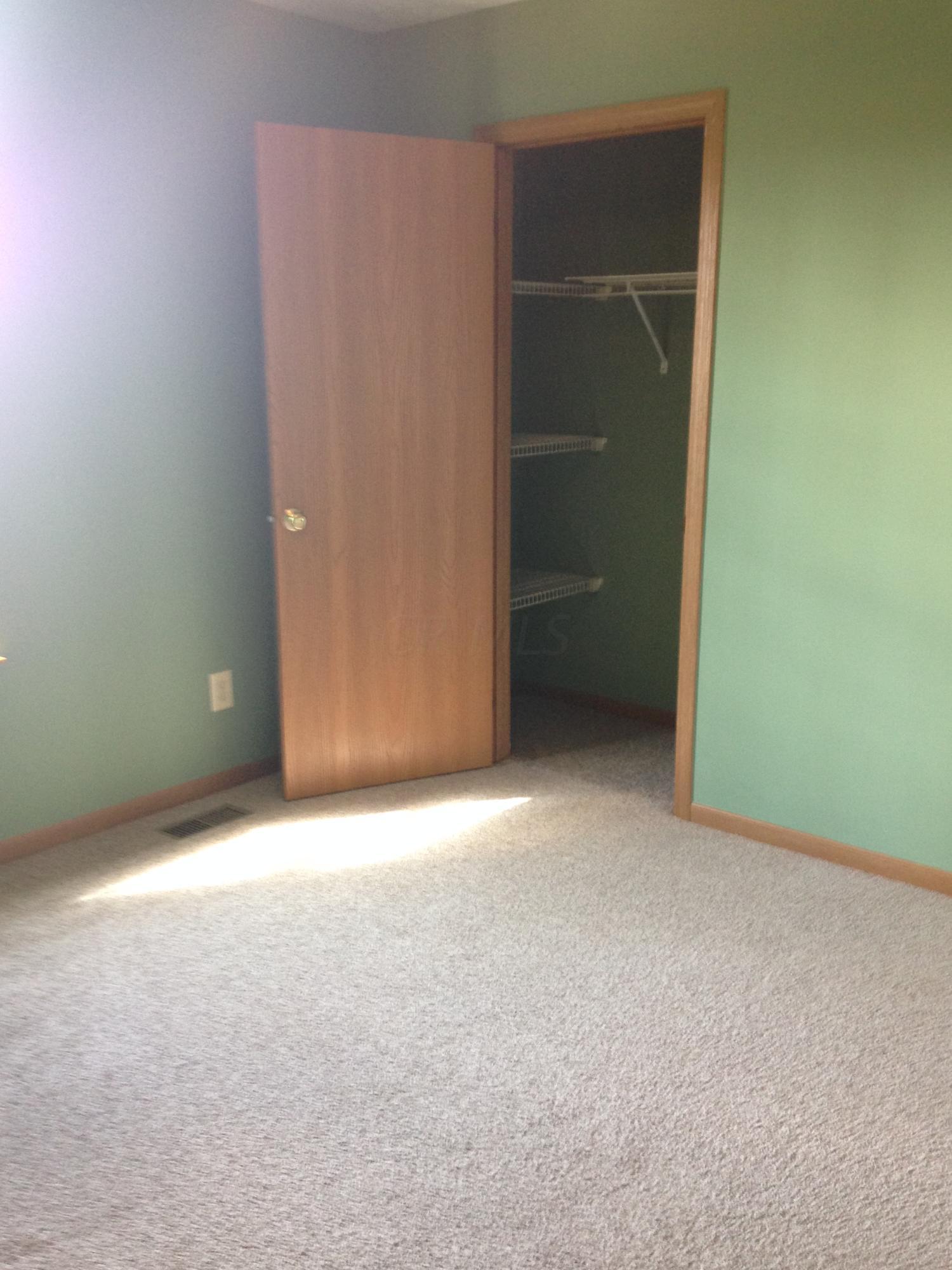5012 Lee Road Ashville, OH 43103 - Photo 8 of 13