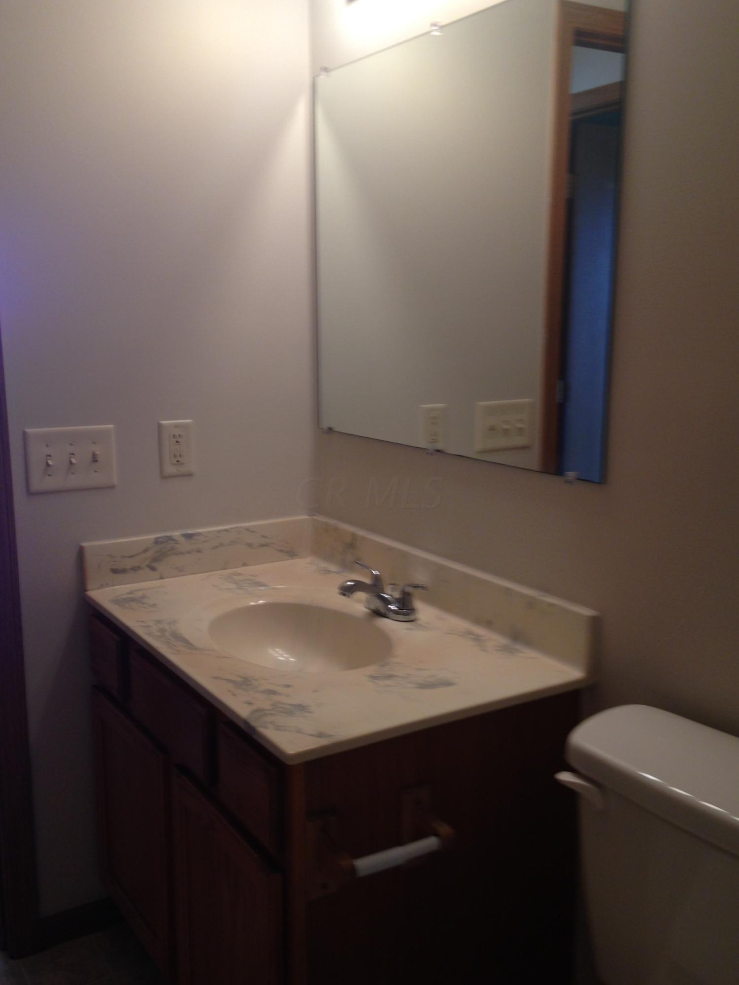 5012 Lee Road Ashville, OH 43103 - Photo 10 of 13