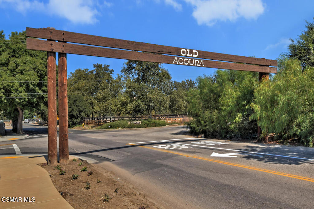 5342 Lewis Road Agoura Hills, CA 91301 - Photo 4 of 76