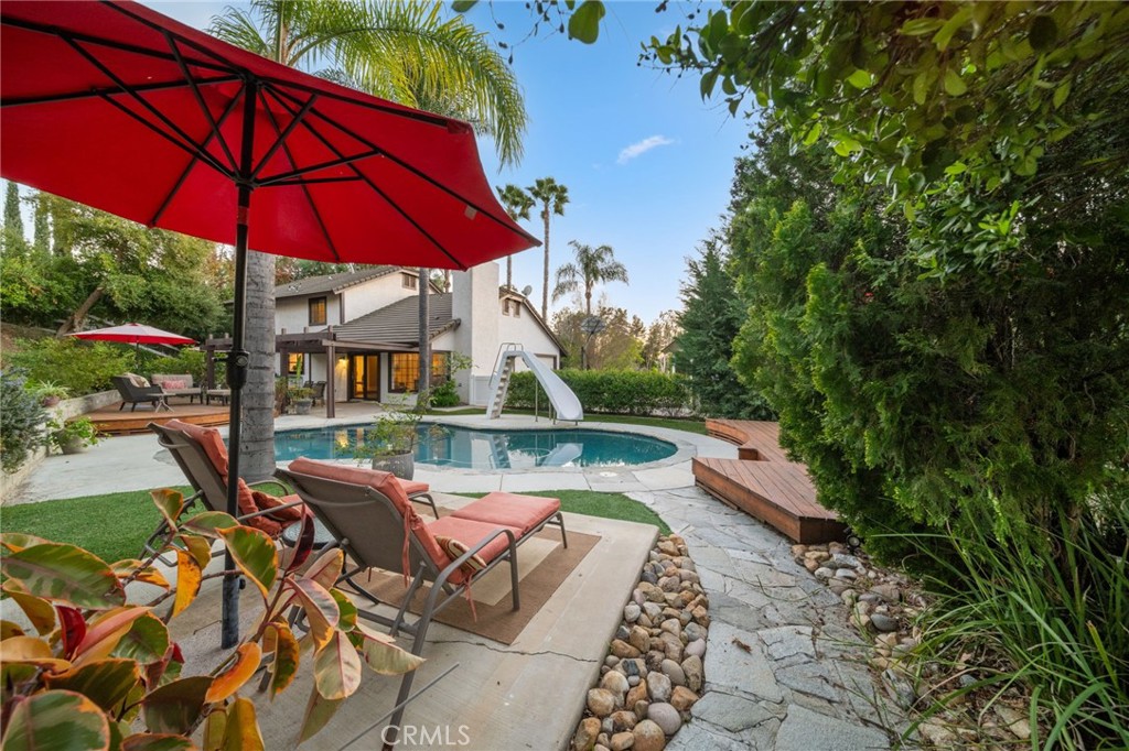 40440 Calle Torcida Temecula, CA 92591 - Photo 34 of 48 an outdoor space with furniture