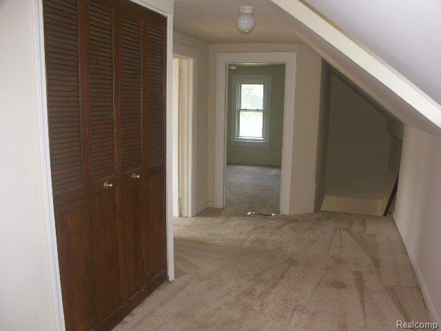 21705 29 Mile Road Ray, MI 48096 - Photo 21 of 25 Open area top of stairs