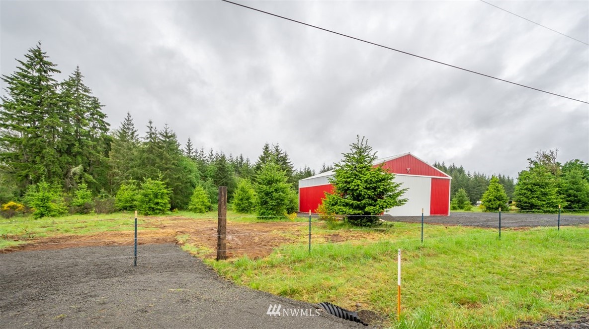 253 Tennessee Road Winlock, WA 98596 - Photo 2 of 12