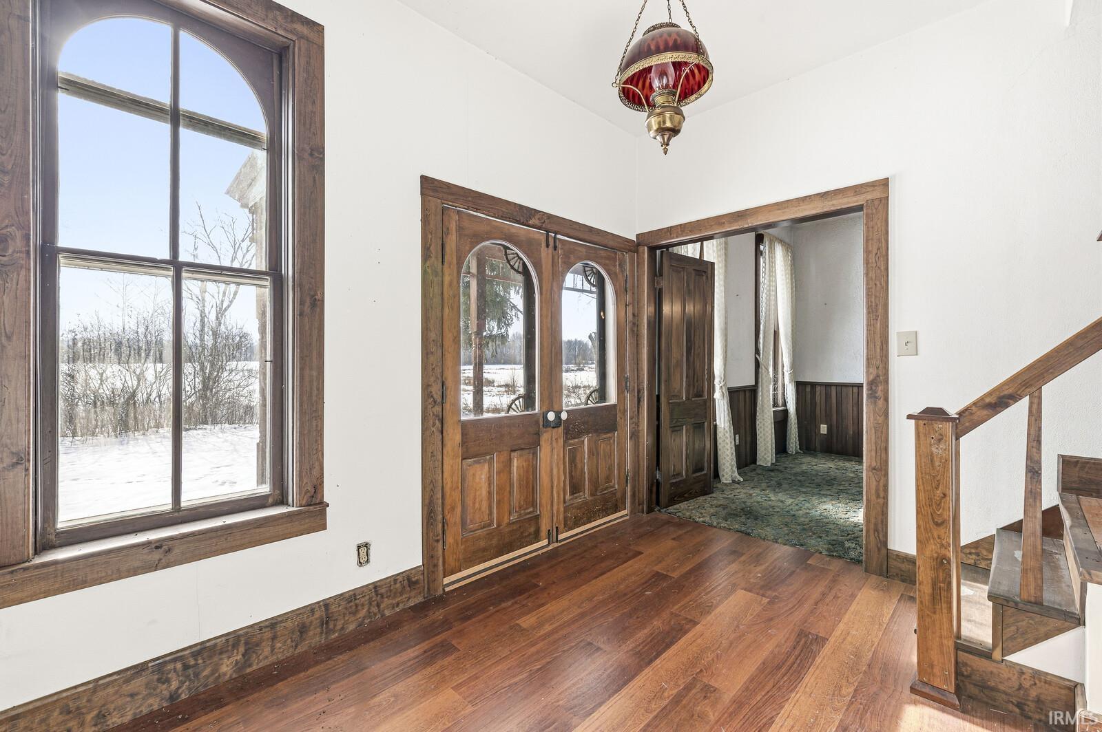 22651 Riley Road Lakeville, IN 46536 - Photo 2 of 36