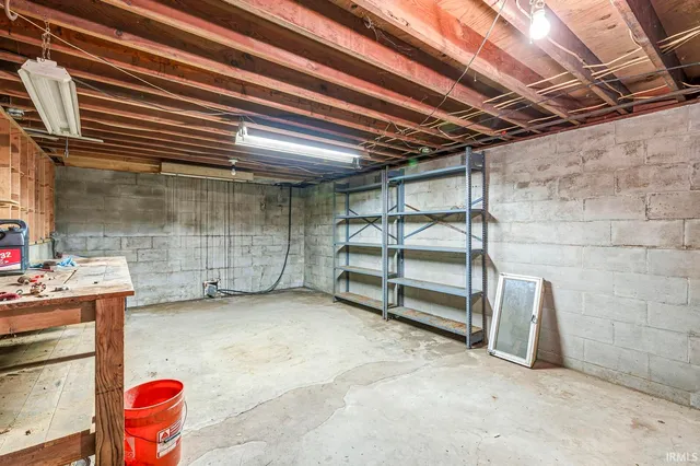 $499,900 | 22651 Riley Road, Lakeville, IN 46536