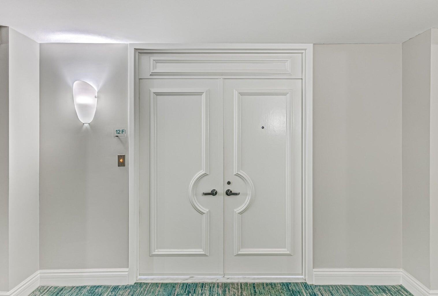 5280 North Ocean Drive, Unit 12F Singer Island, FL 33404 - Photo 35 of 66 ENTRANCE