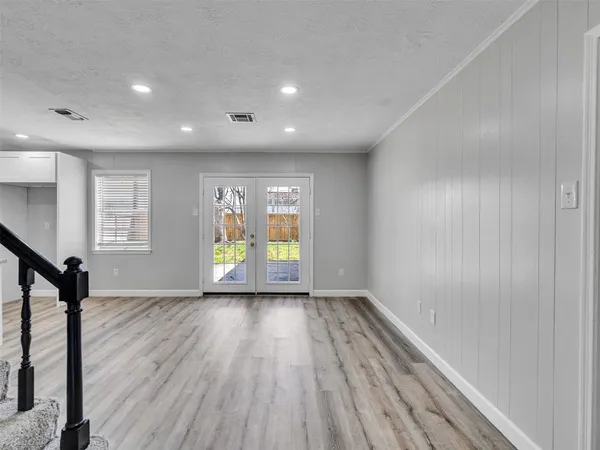 $299,990 | 2305 Peach Lane, Pasadena, TX 77502