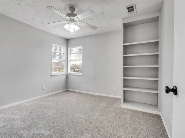 $309,990 | 2305 Peach Lane, Pasadena, TX 77502