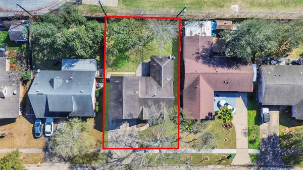 $309,990 | 2305 Peach Lane, Pasadena, TX 77502