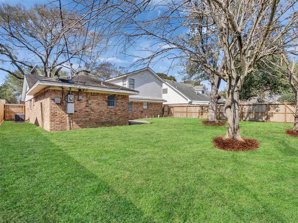 $309,990 | 2305 Peach Lane, Pasadena, TX 77502