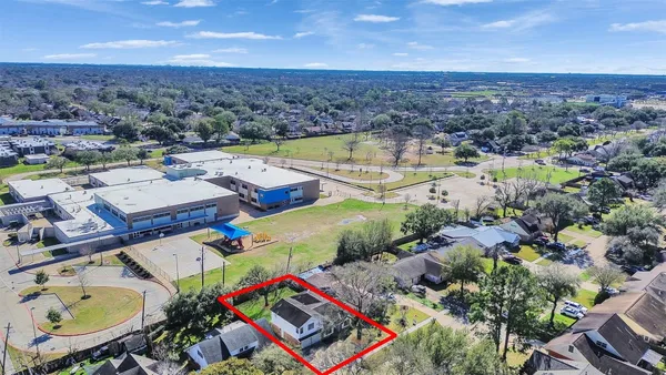 $299,990 | 2305 Peach Lane, Pasadena, TX 77502