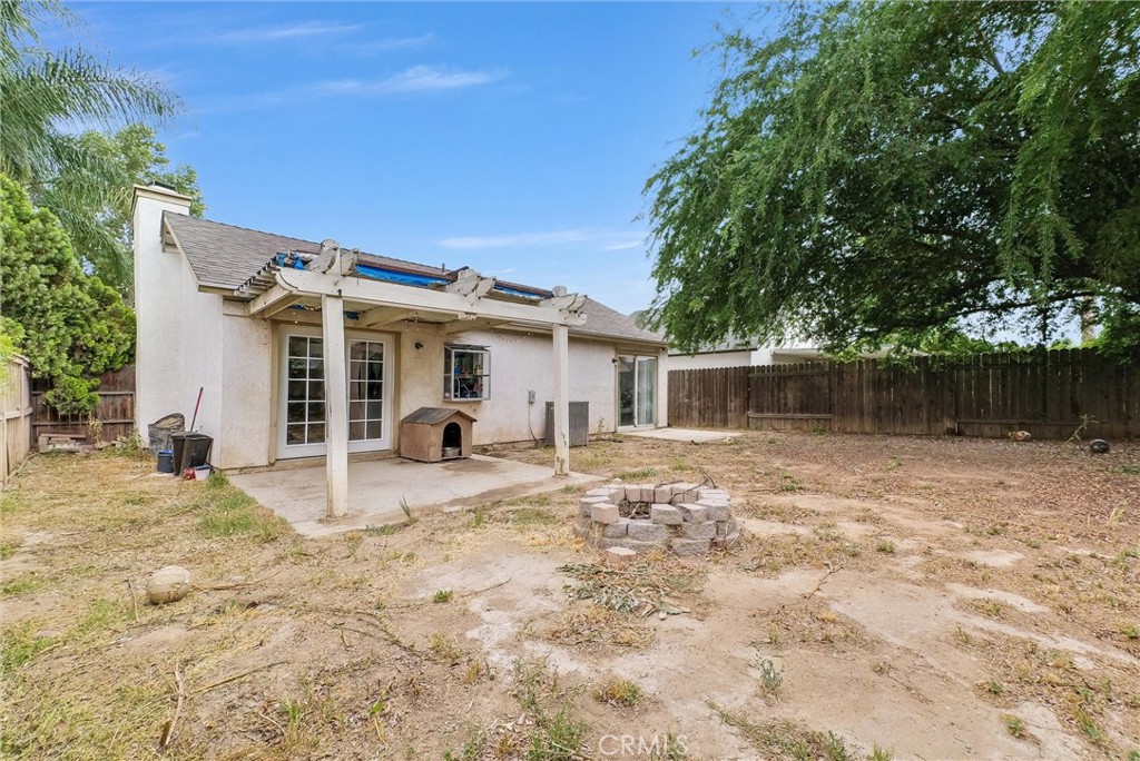 2355 Stonybrook Way Perris, CA 92571 - Photo 17 of 19