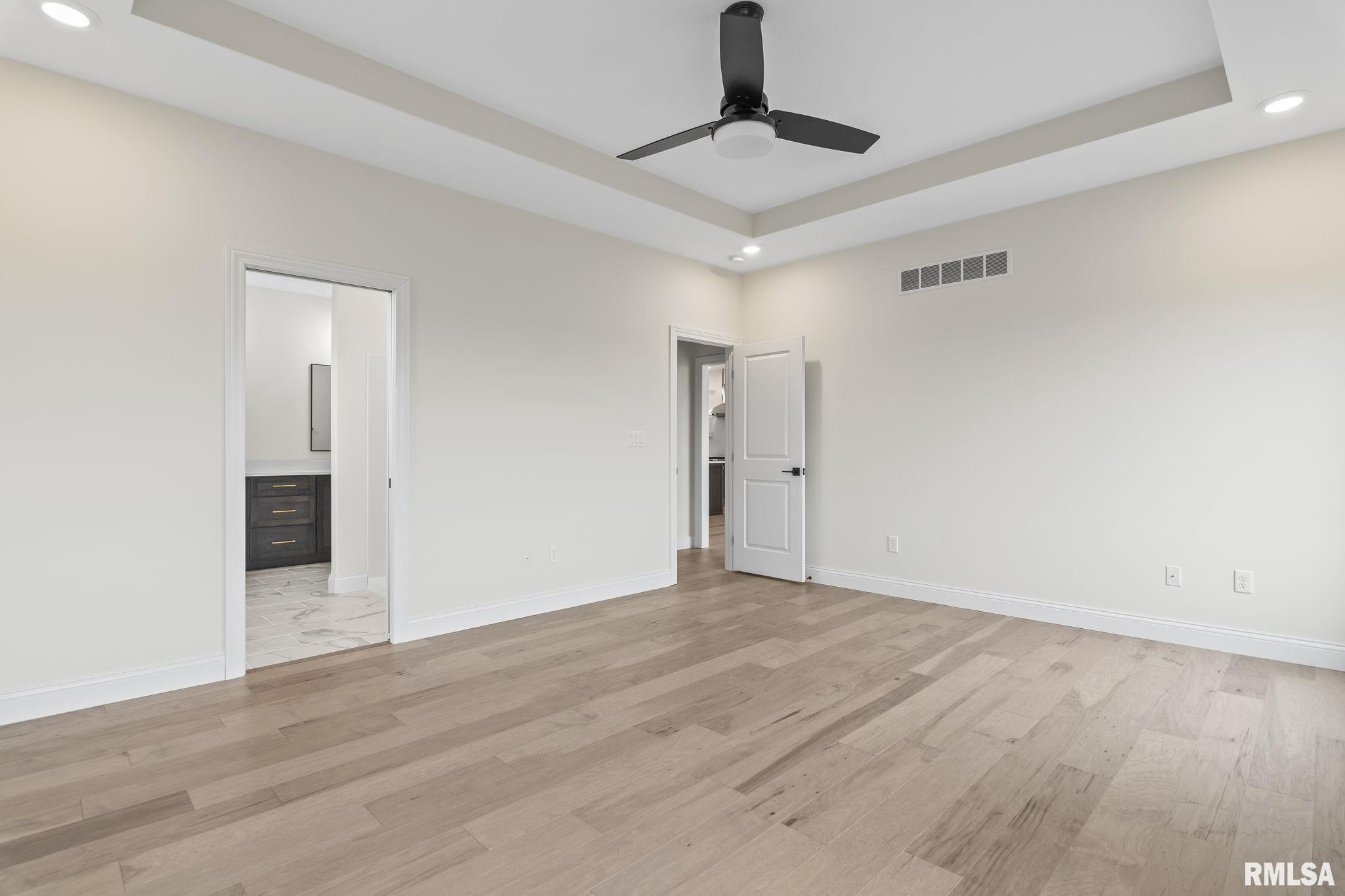 5226 Verdant Lane Springfield, IL 62711 - Photo 15 of 37 Gallery Image 15