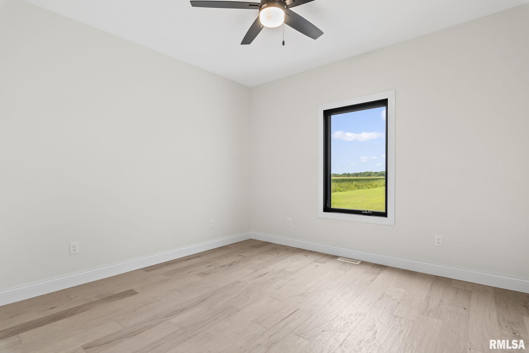 5226 Verdant Lane Springfield, IL 62711 - Photo 24 of 37 Gallery Image 24
