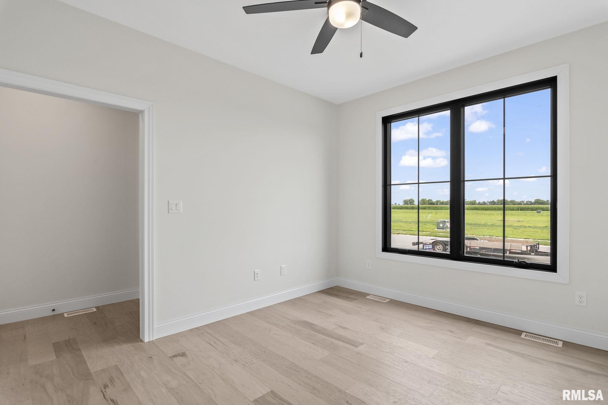 5226 Verdant Lane Springfield, IL 62711 - Photo 25 of 37 Gallery Image 25