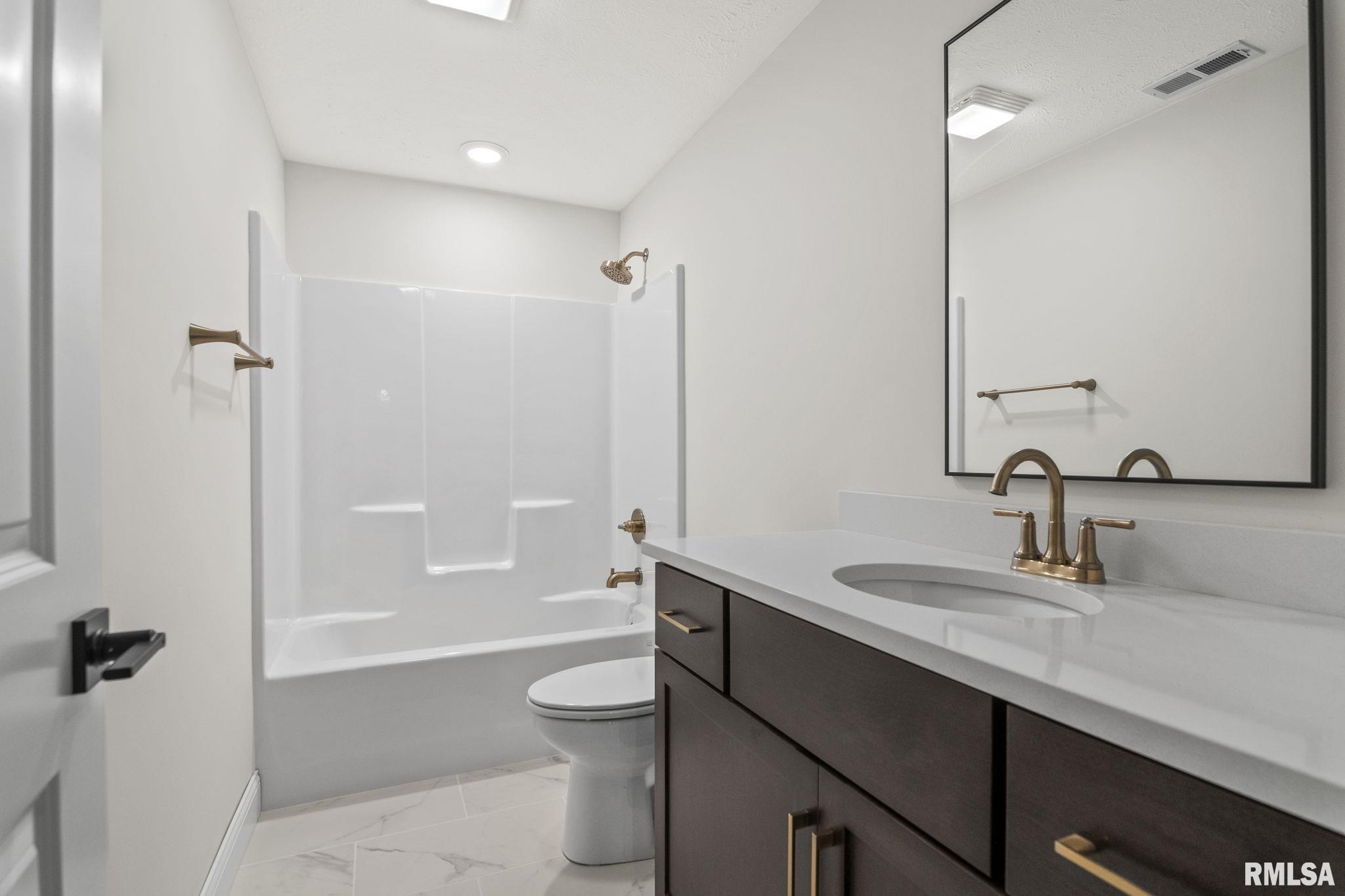 5226 Verdant Lane Springfield, IL 62711 - Photo 28 of 37 Gallery Image 28