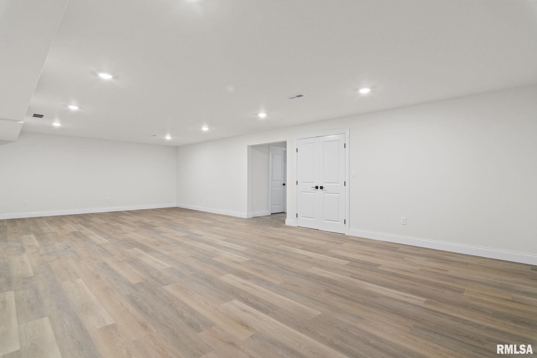 5226 Verdant Lane Springfield, IL 62711 - Photo 29 of 37 Gallery Image 29