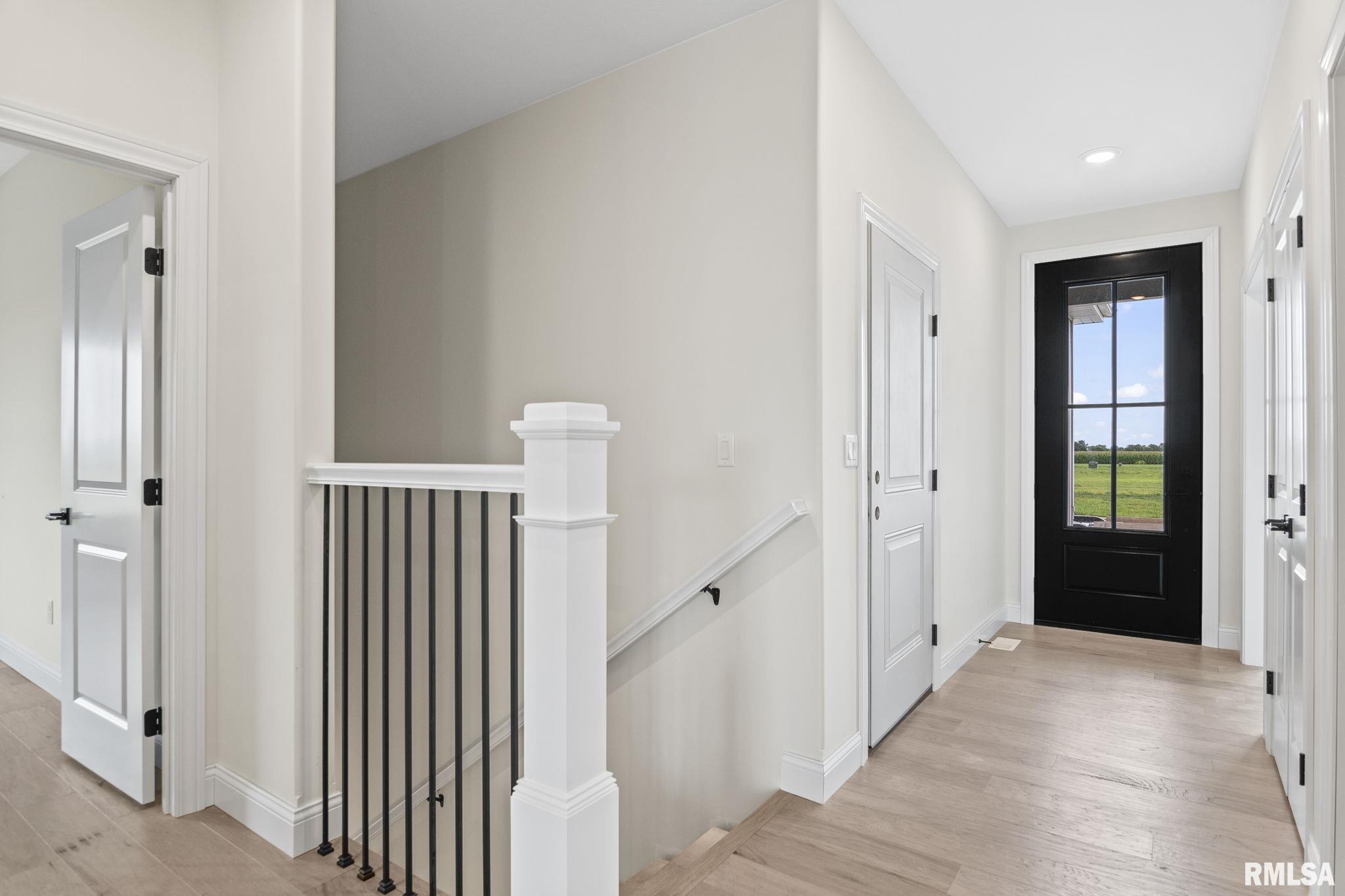 5226 Verdant Lane Springfield, IL 62711 - Photo 3 of 37 Gallery Image 3