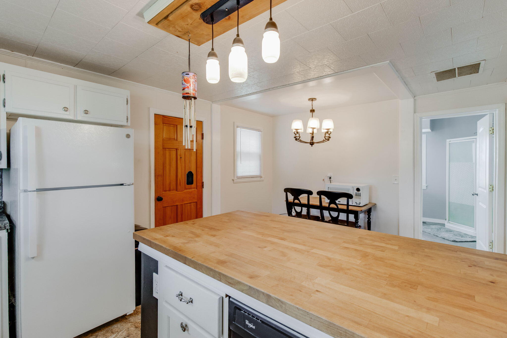 8228 Elida Road Lima, OH 45807 - Photo 11 of 32