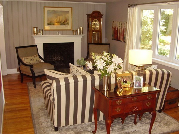 21 Spring Street Norfolk, MA 02056 - Photo 4 of 25 Gallery Image 4