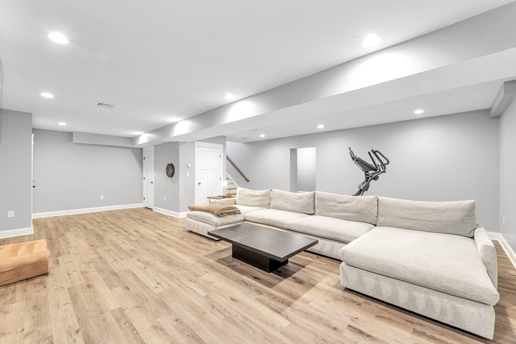 11 Chase Avenue, Unit 1 Lexington, MA 02421 - Photo 22 of 40