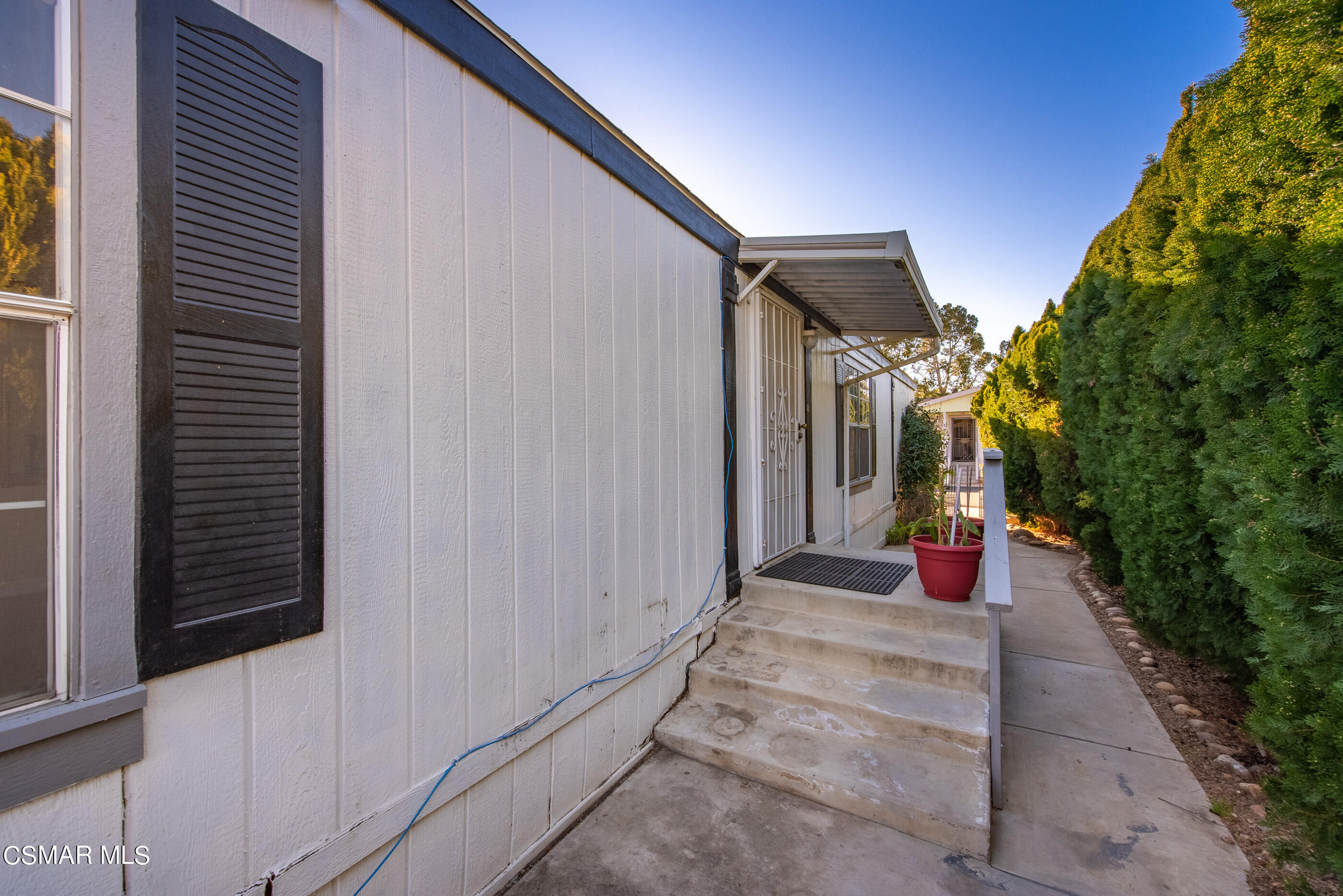 1550 Rory Lane, Unit 185 Simi Valley, CA 93063 - Photo 3 of 28 1550 Rory Ln Simi Valley-3