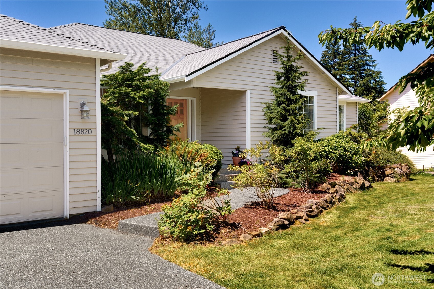 18820 Big Lake Ridge Place Mount Vernon, WA 98274 - Photo 2 of 40
