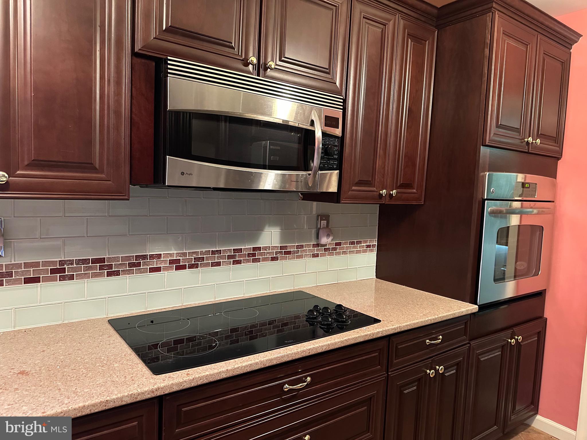 3114 Welsh Road Philadelphia, PA 19136 - Photo 4 of 38 Gallery Image 4